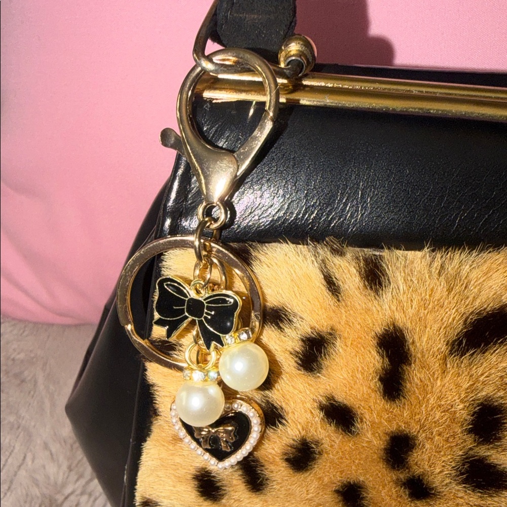 Vintage Black and Leopard-Print Faux Fur Top-Handle Satchel - Picture 2 of 10